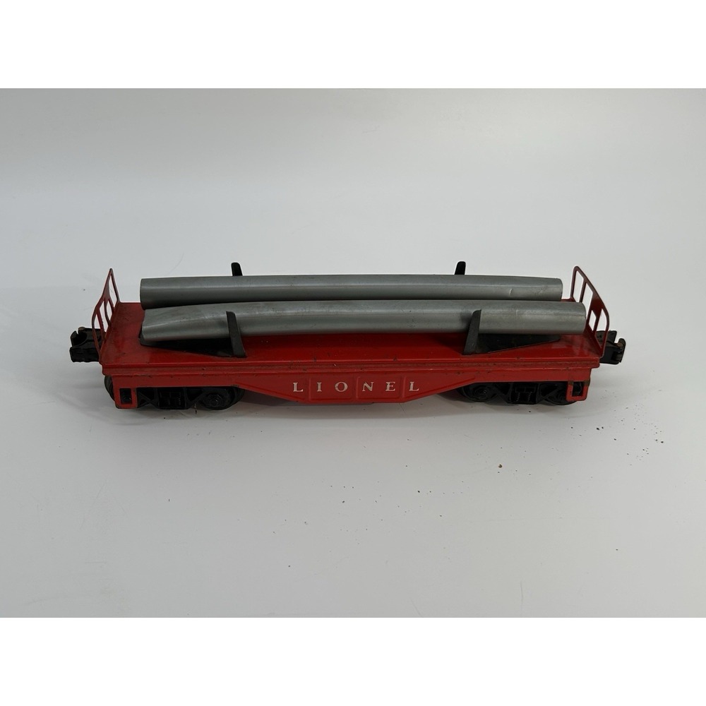 Vintage O/027 Gauge Scale Metal Red Lionel Flat Car with 2 Gray Pipes